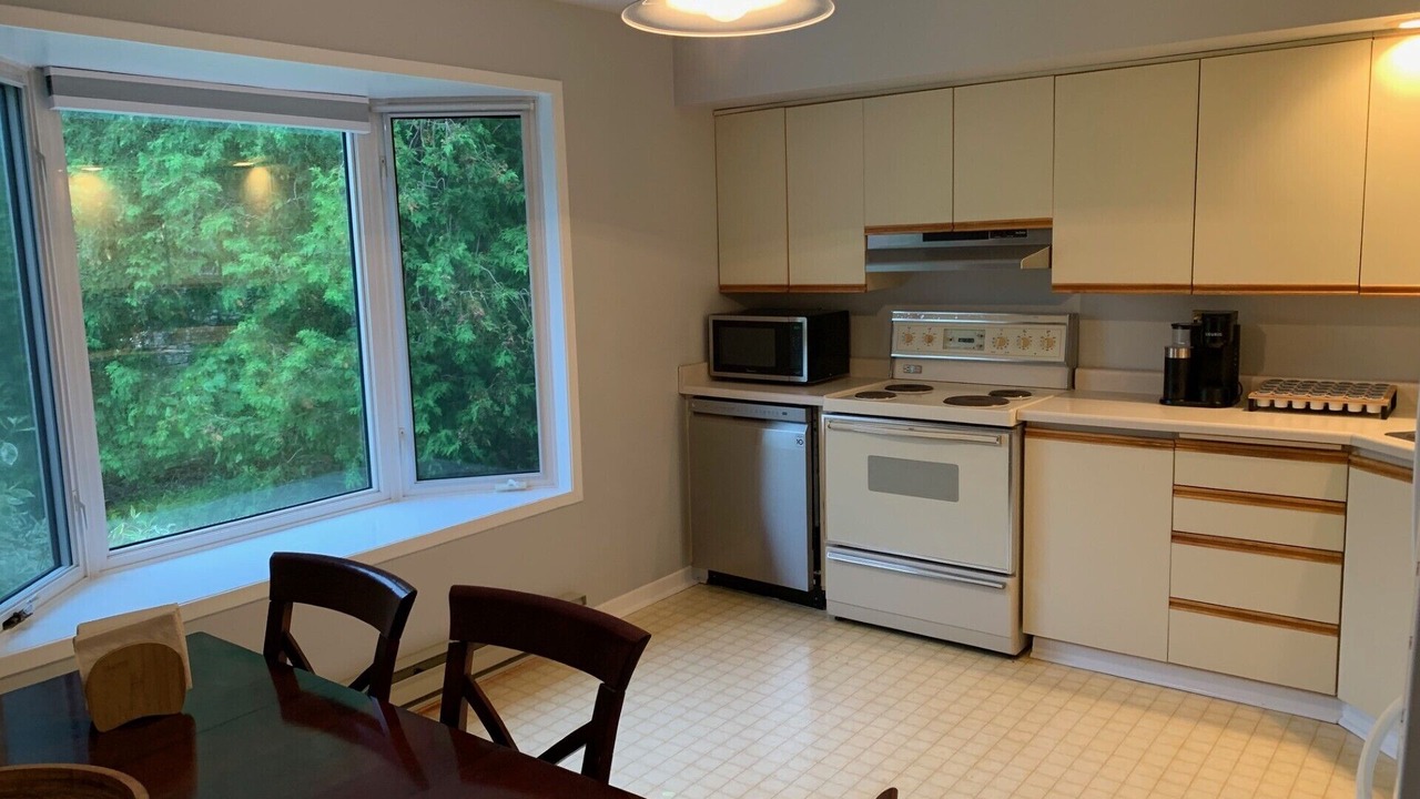 Photo of Kitchen in Fenelon Falls