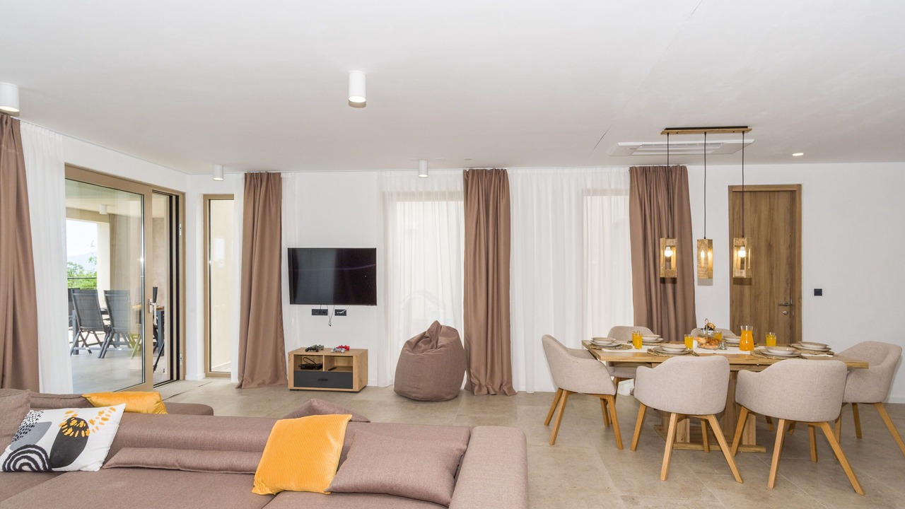 Photo of Livingroom in Smrika