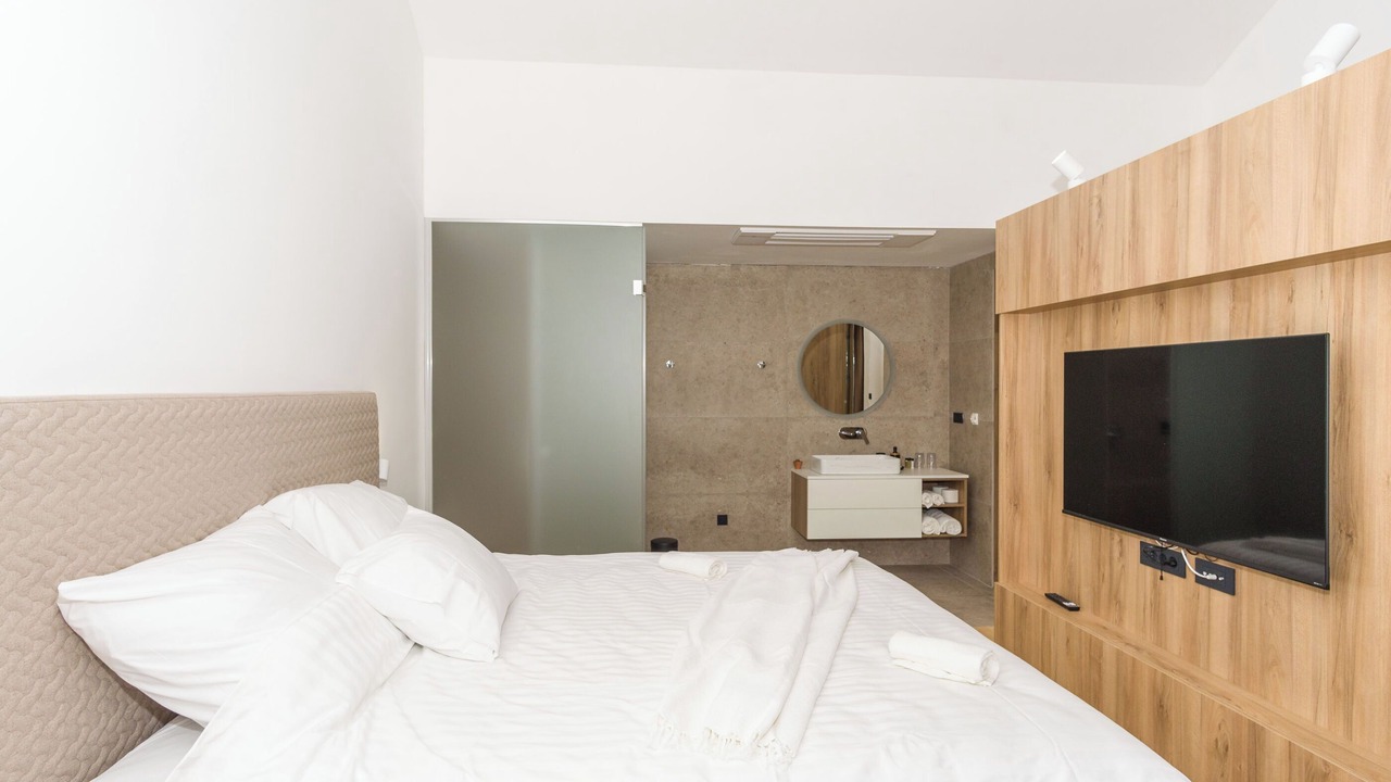 Photo of Bedroom in Smrika