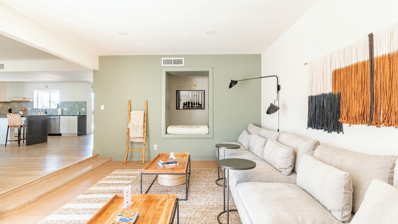 Photo of Livingroom in Tucson