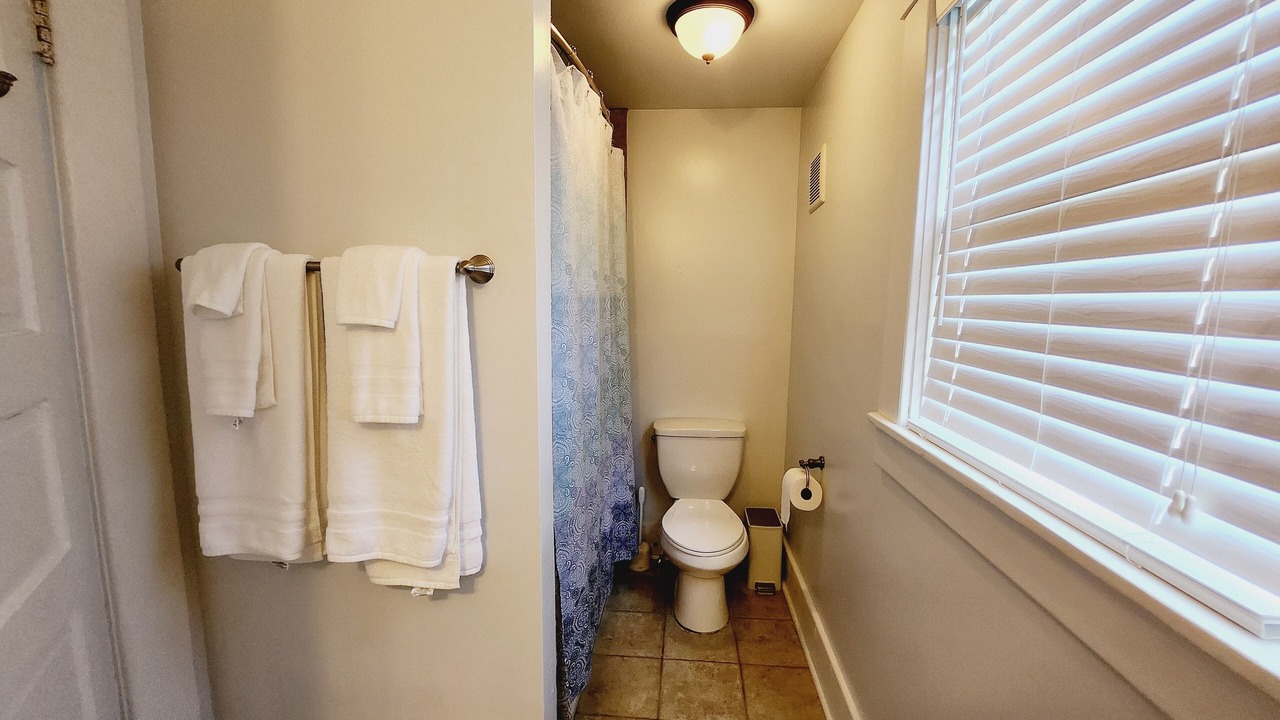 Photo of Bathroom in Midtown
