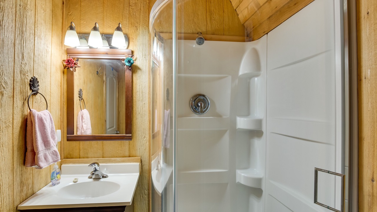 Photo of Bathroom in Emory