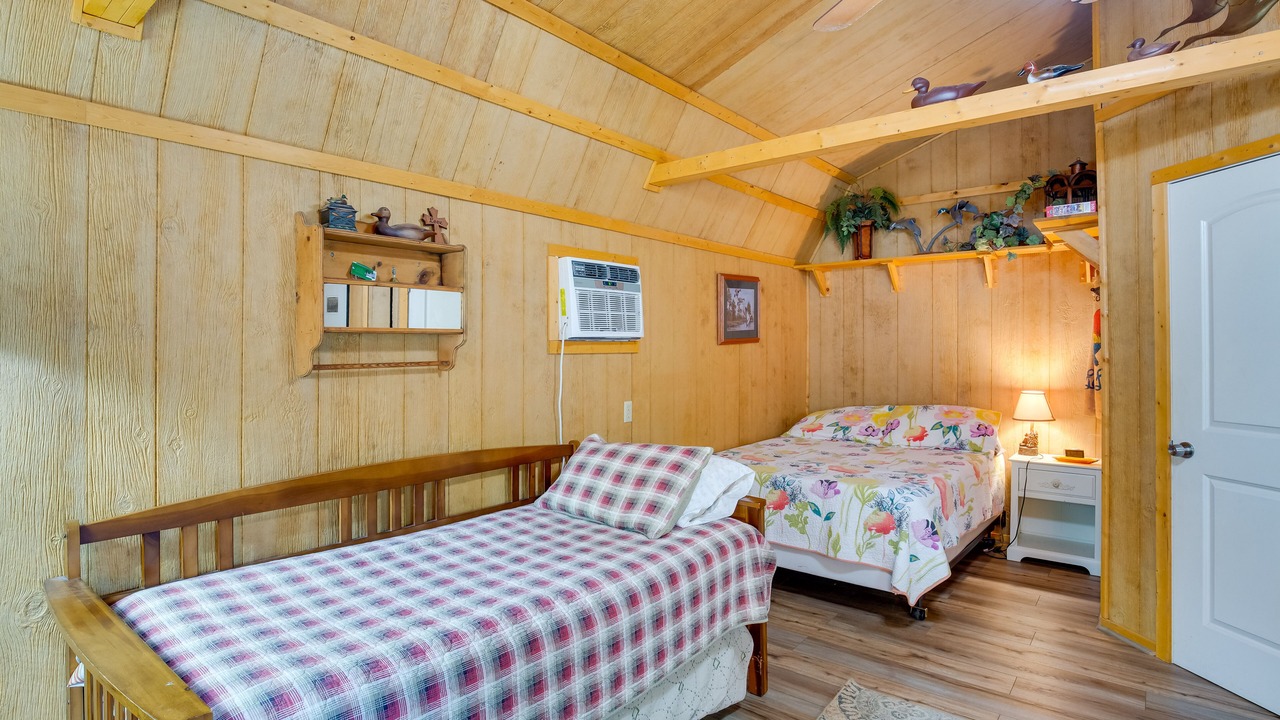 Photo of Bedroom in Emory