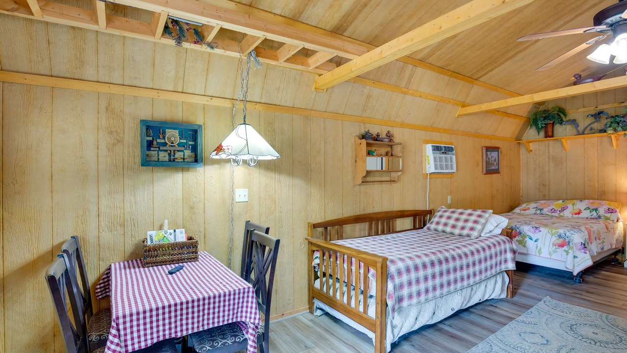 Photo of Bedroom in Emory