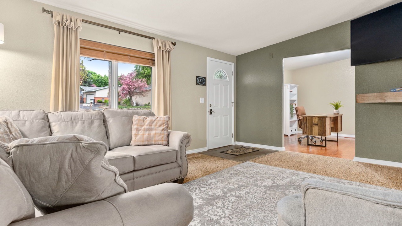 Photo of Livingroom in Lewiston