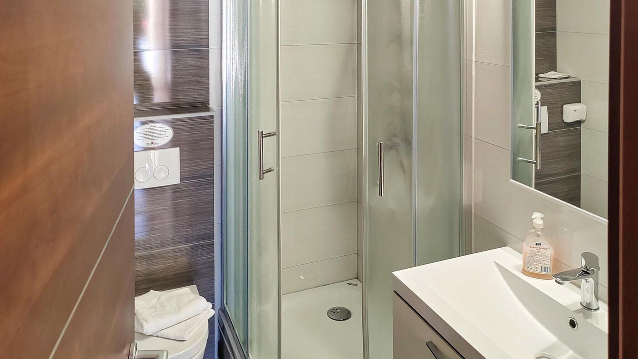 Photo of Bathroom in Rtina