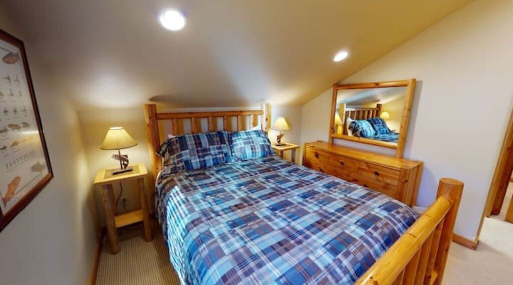 Photo of Bedroom in Big Sky