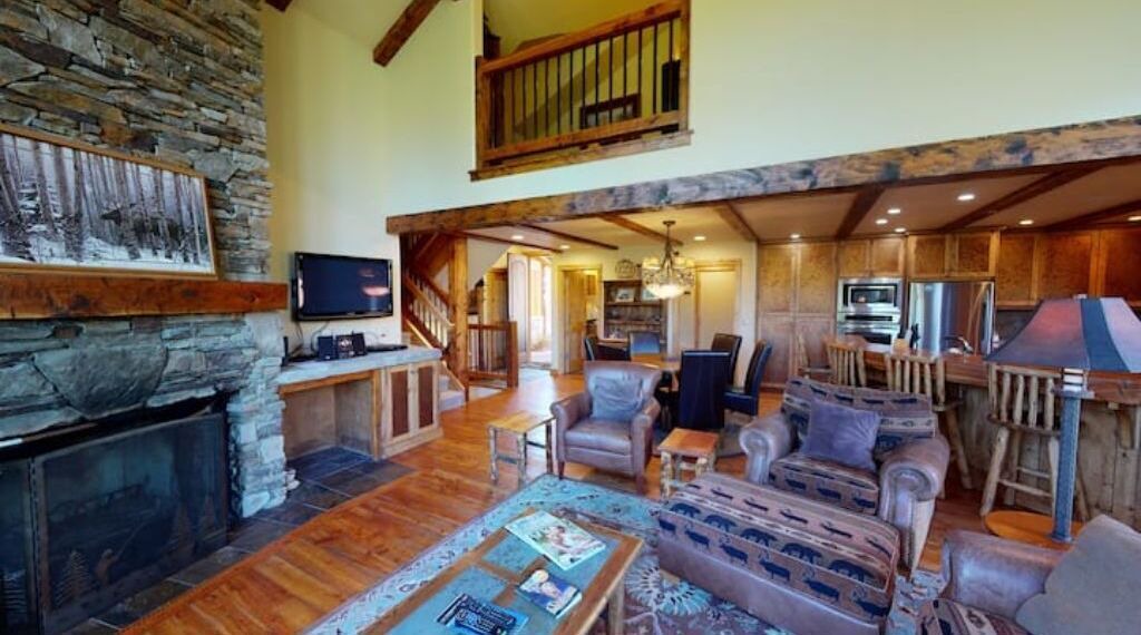 Photo of Livingroom in Big Sky