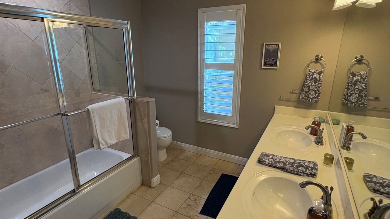 Photo of Bathroom in North Loop