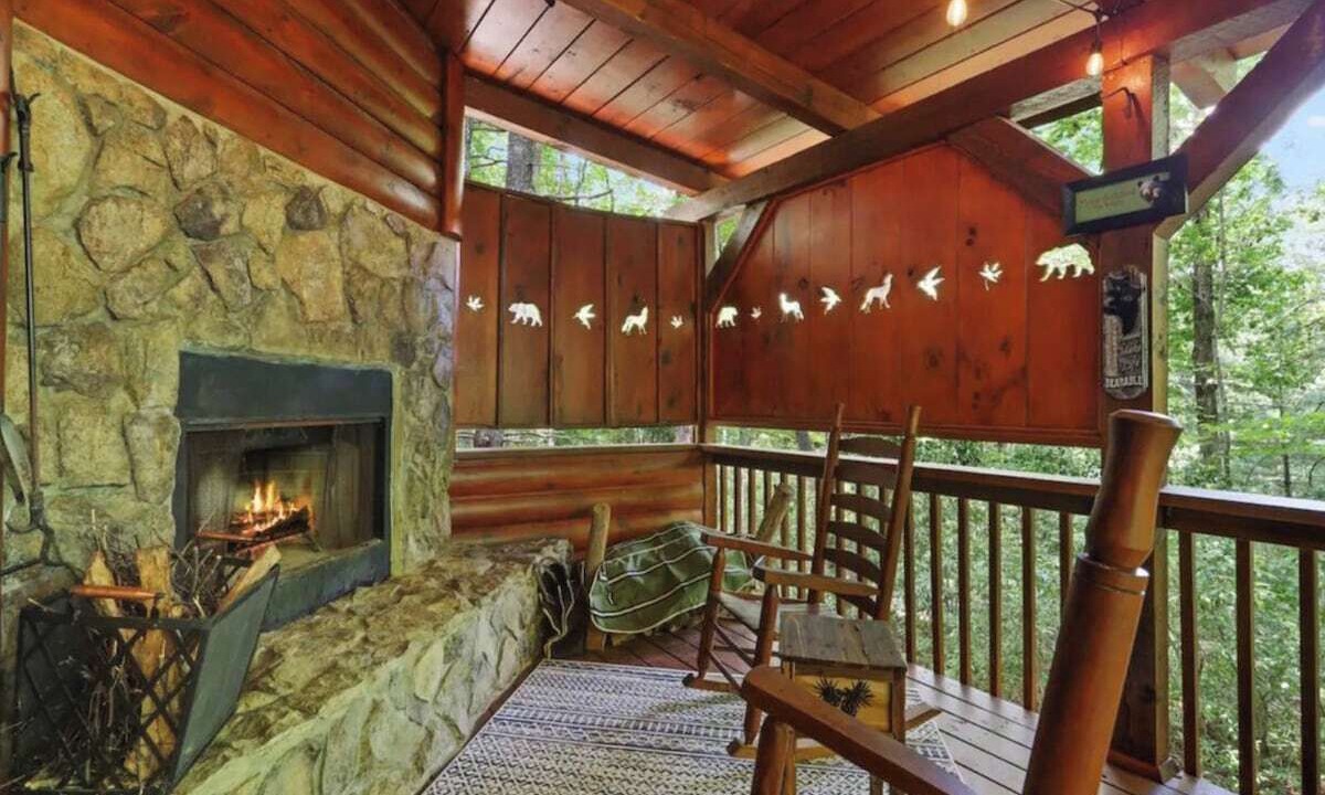 Photo of Livingroom in Ellijay