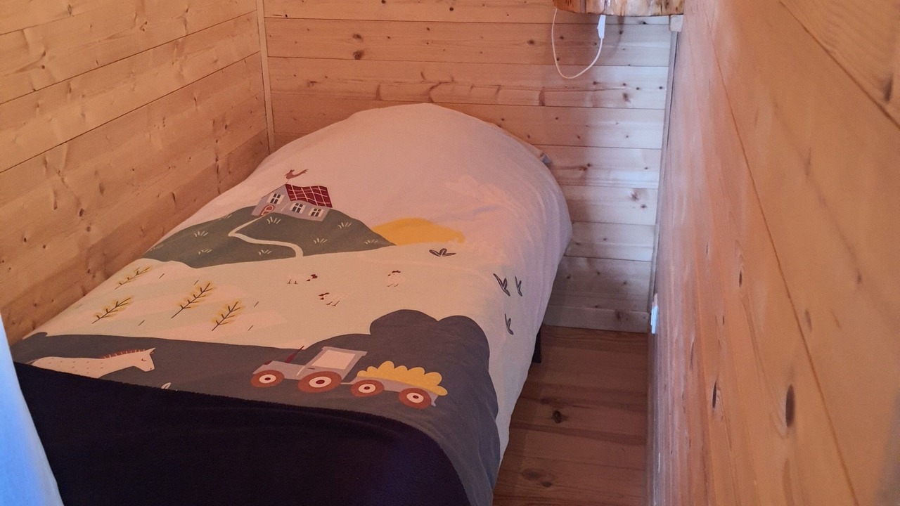 Photo of Bedroom in Le Lac-d'Issarles