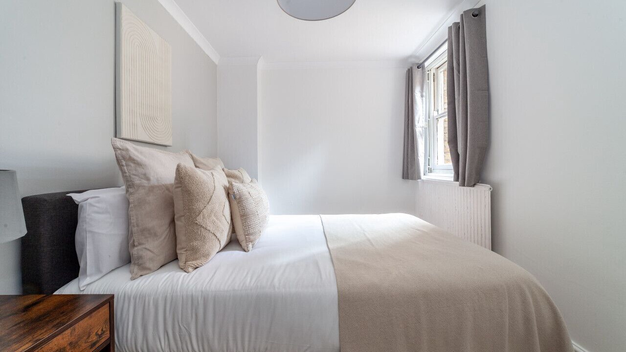 Photo of Bedroom in Lambeth