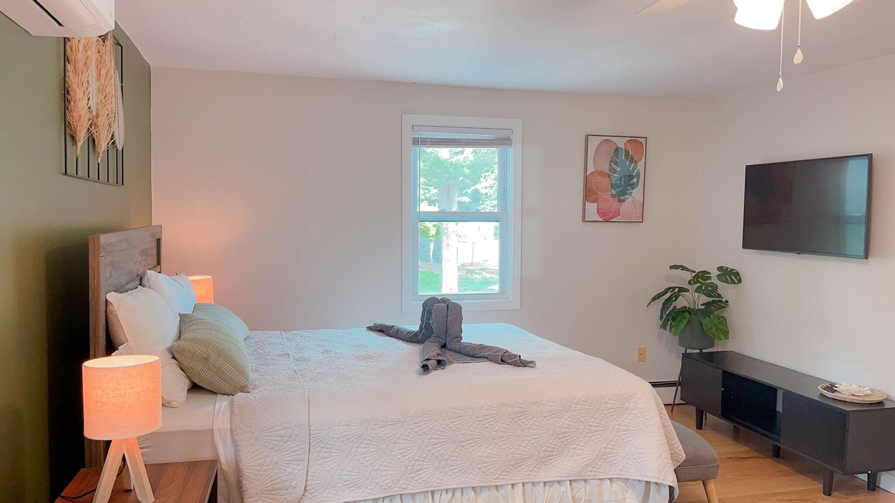 Photo of Bedroom in Mashpee