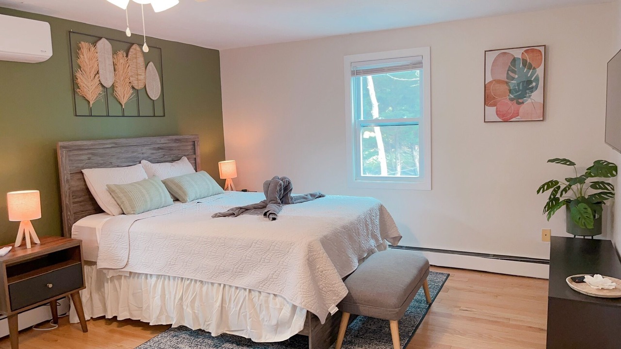 Photo of Bedroom in Mashpee