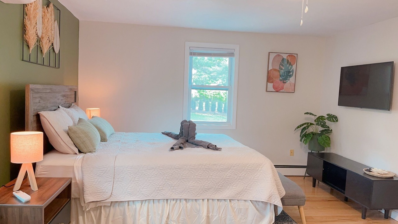 Photo of Bedroom in Mashpee