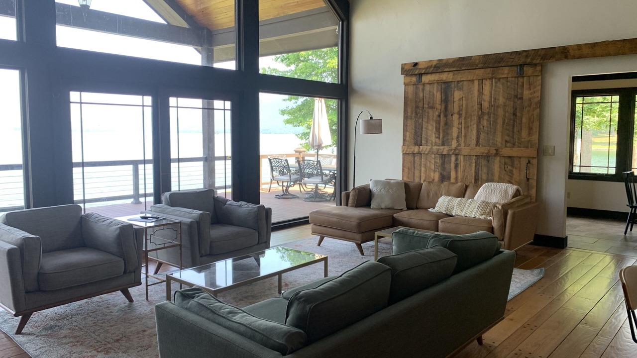 Photo of Livingroom in Penhook