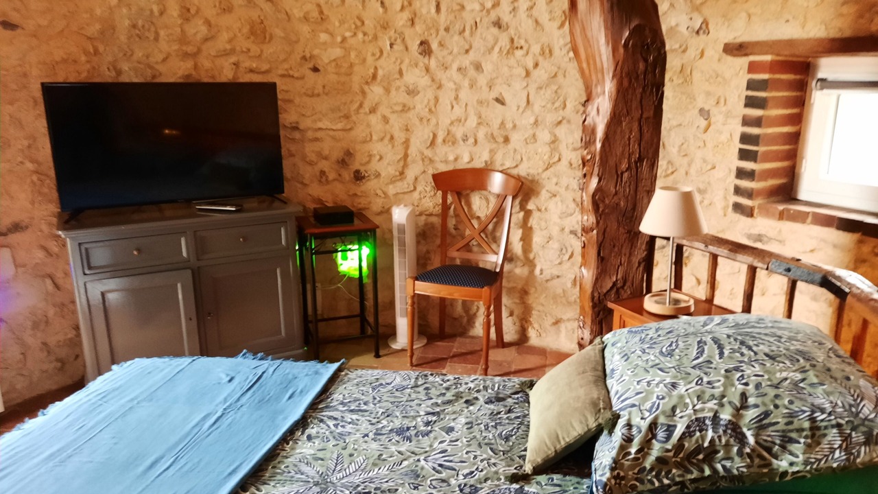 Photo of Bedroom in Beaumont-Louestault