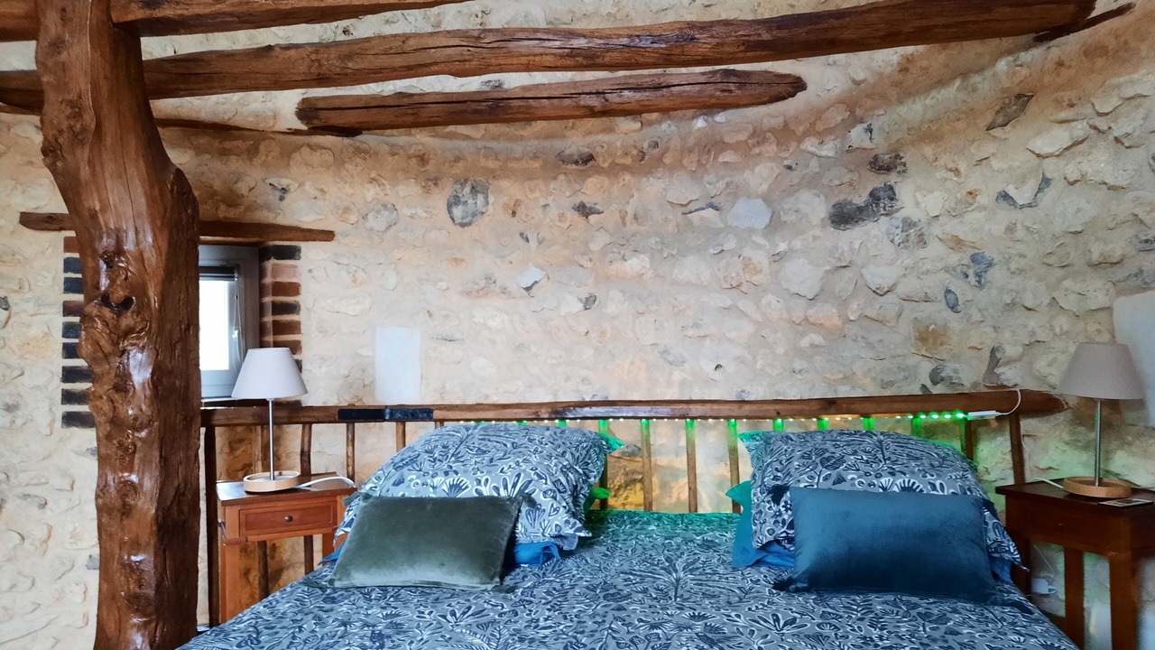 Photo of Bedroom in Beaumont-Louestault