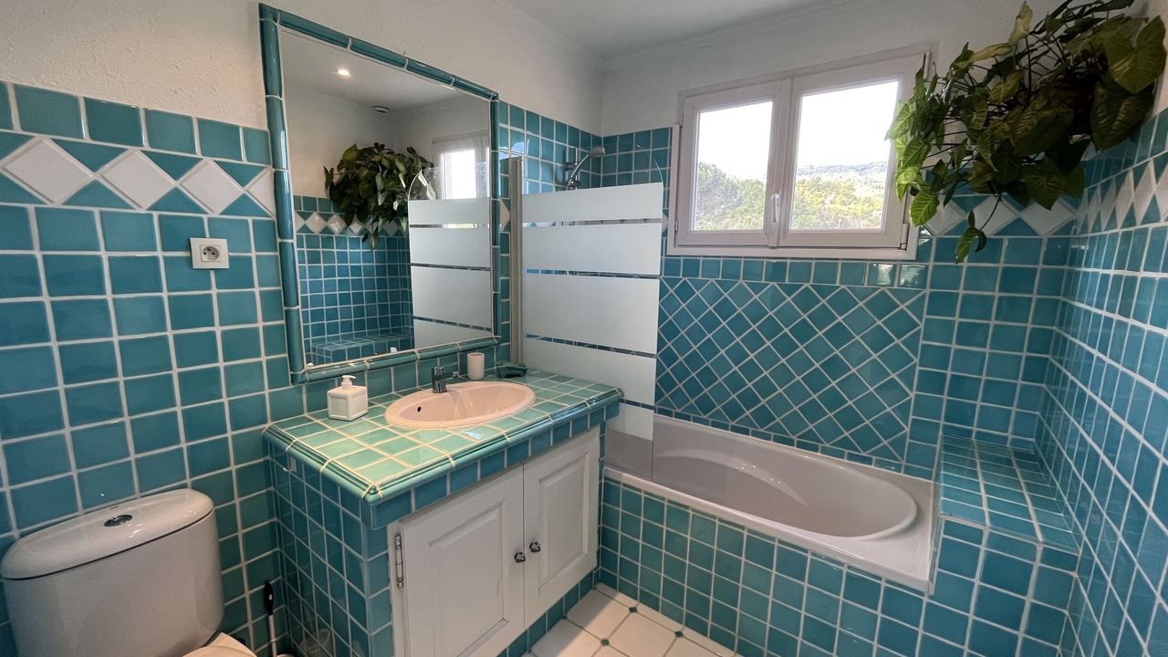 Photo of Bathroom in Pegomas