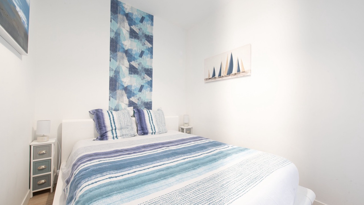 Photo of Bedroom in Calais