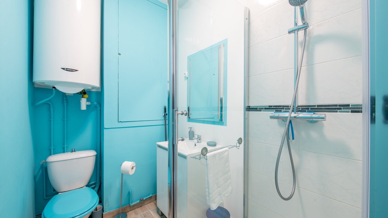 Photo of Bathroom in Calais
