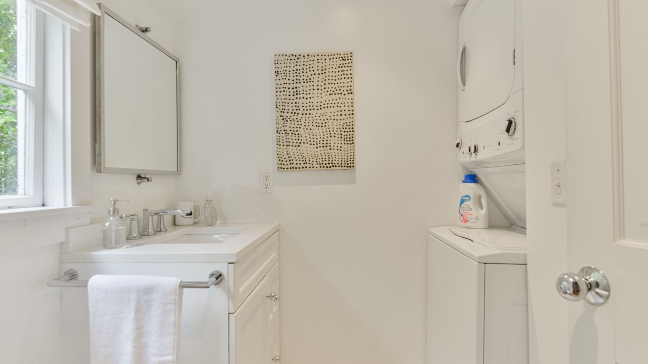 Photo of Bathroom in Nantucket Town