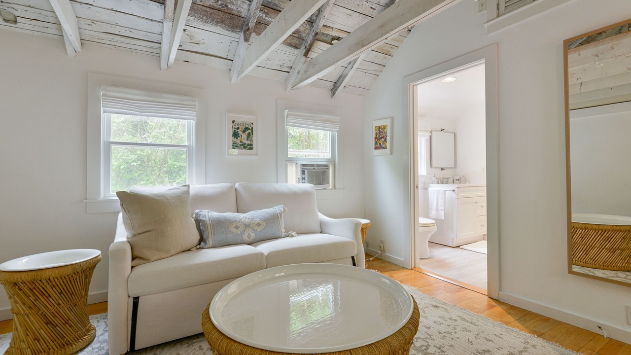 Photo of Livingroom in Nantucket Town