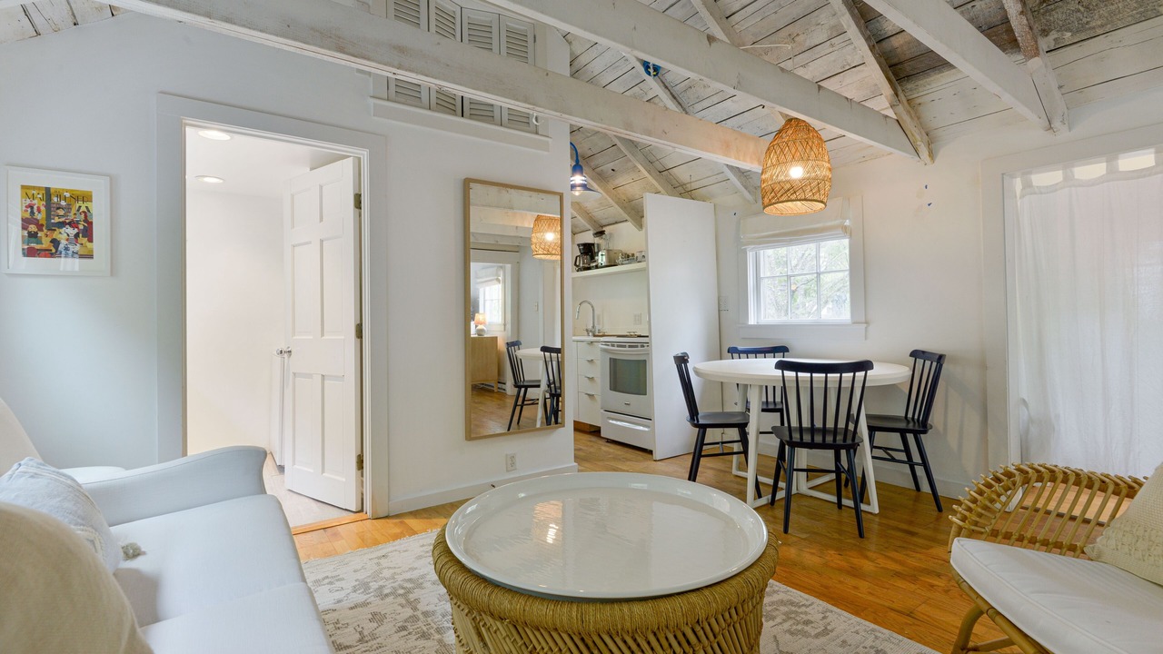 Photo of Livingroom in Nantucket Town