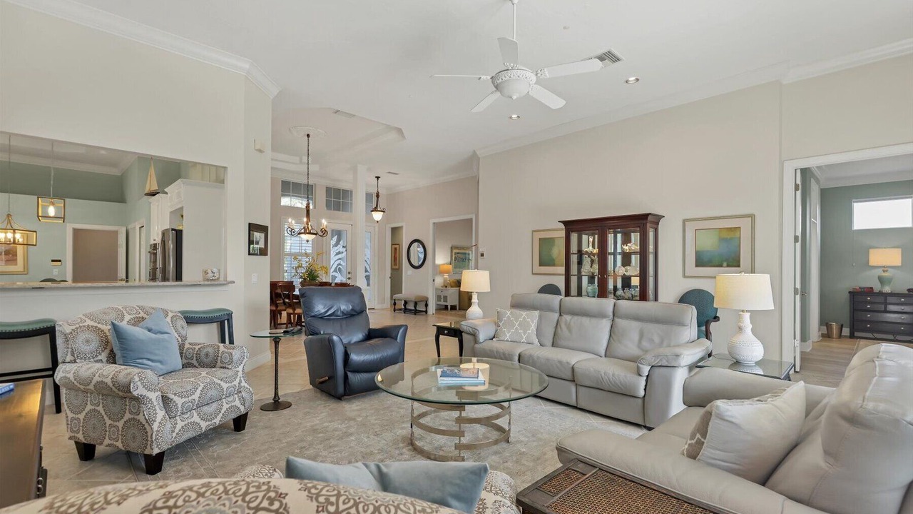 Photo of Bedroom in Bay Isles