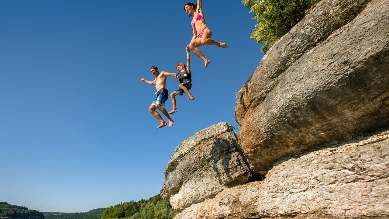 Photo of Others in Saint-Martin-de-Bavel