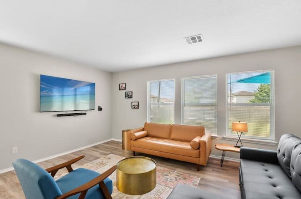 Photo of Livingroom in Berdoll Farms