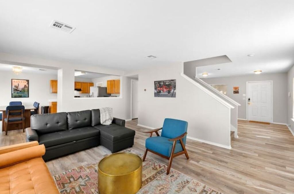 Photo of Livingroom in Berdoll Farms