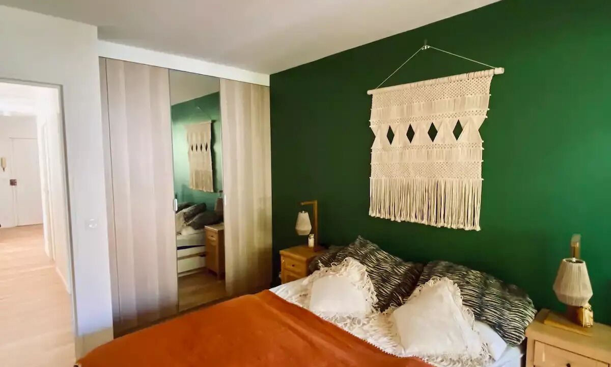 Photo of Bedroom in Clamart