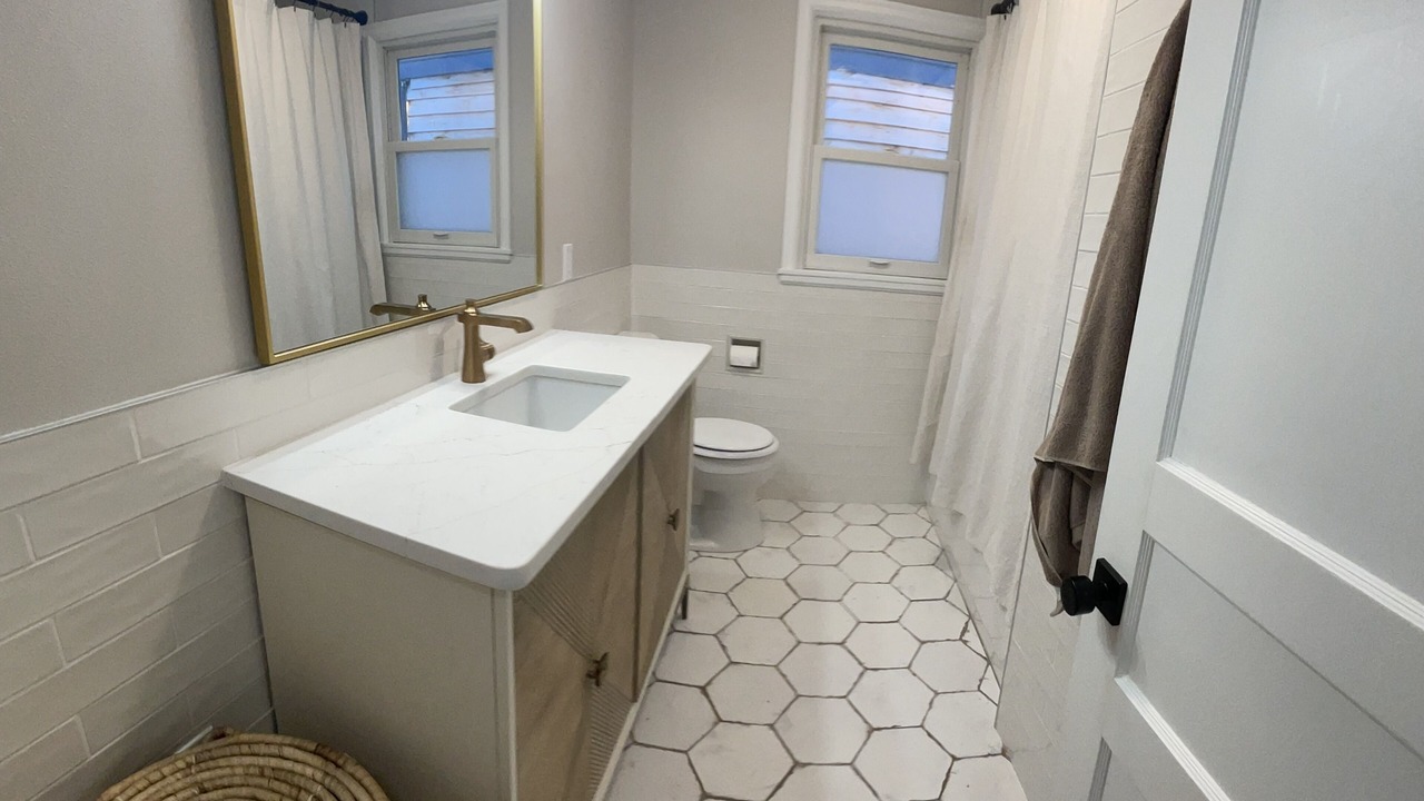 Photo of Bathroom in Folsom's Addition