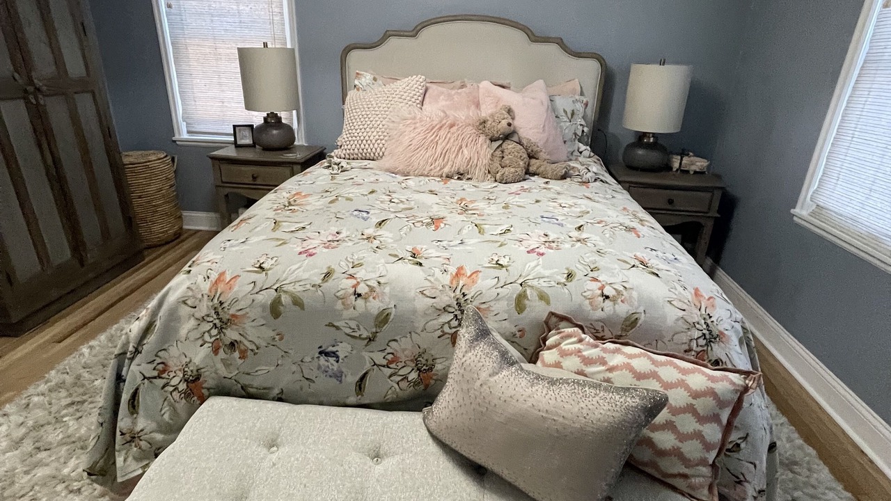 Photo of Bedroom in Folsom's Addition