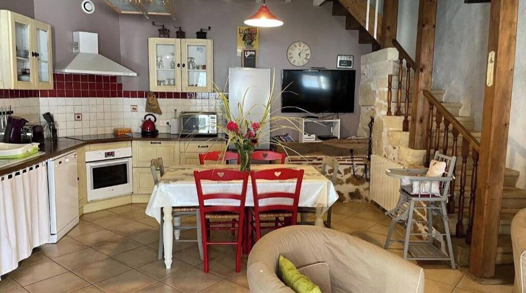 Photo of Livingroom in Illats