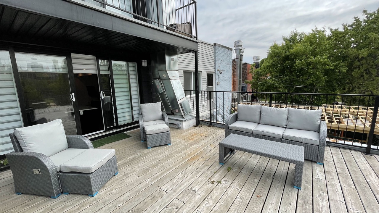 Photo of Patio Balcony in Little Burgundy