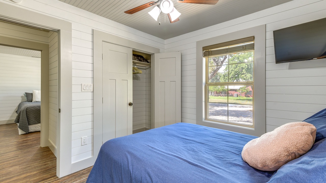 Photo of Bedroom in Graford