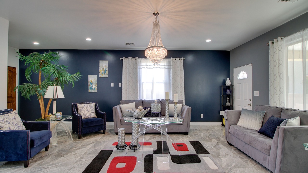 Photo of Livingroom in Paradise Hills Civic