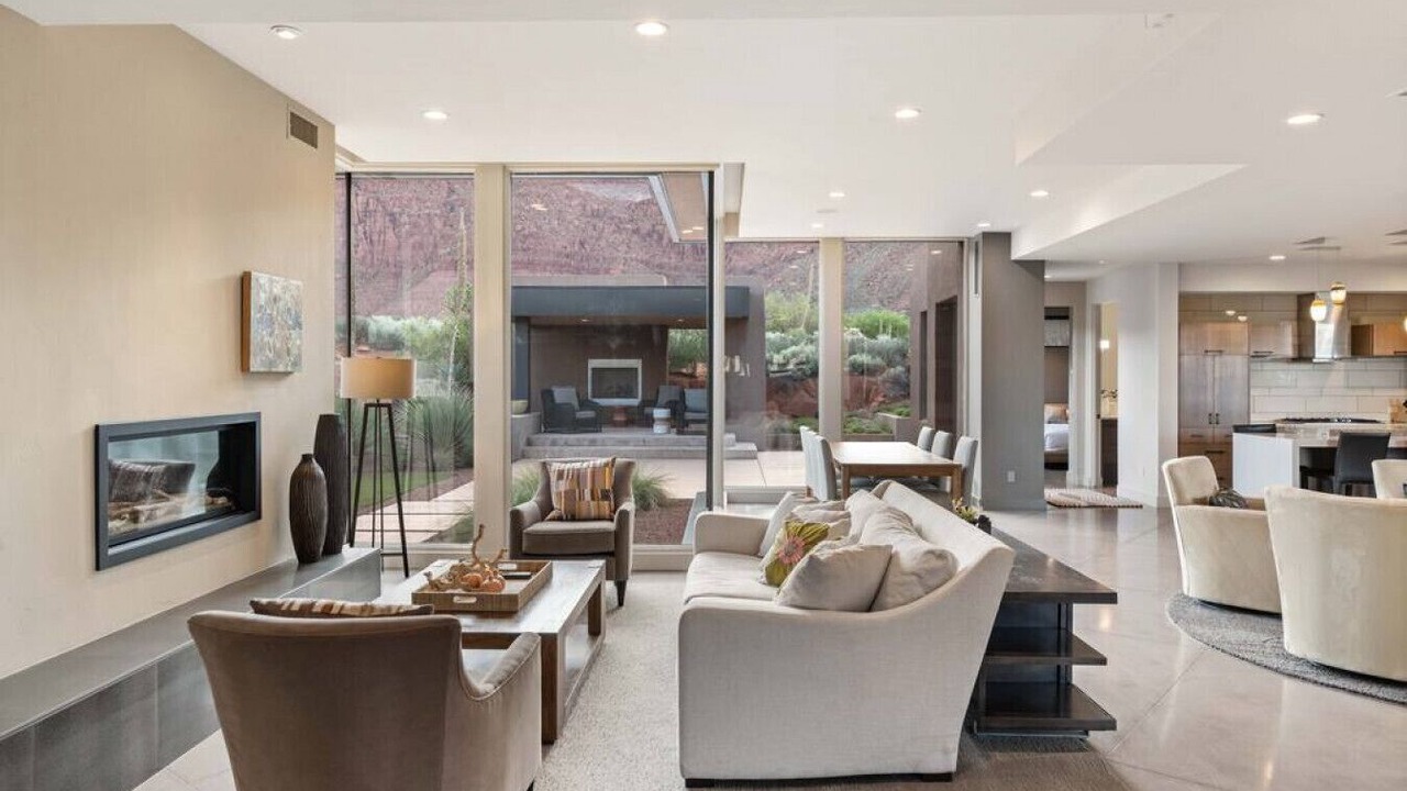 Photo of Livingroom in Ivins
