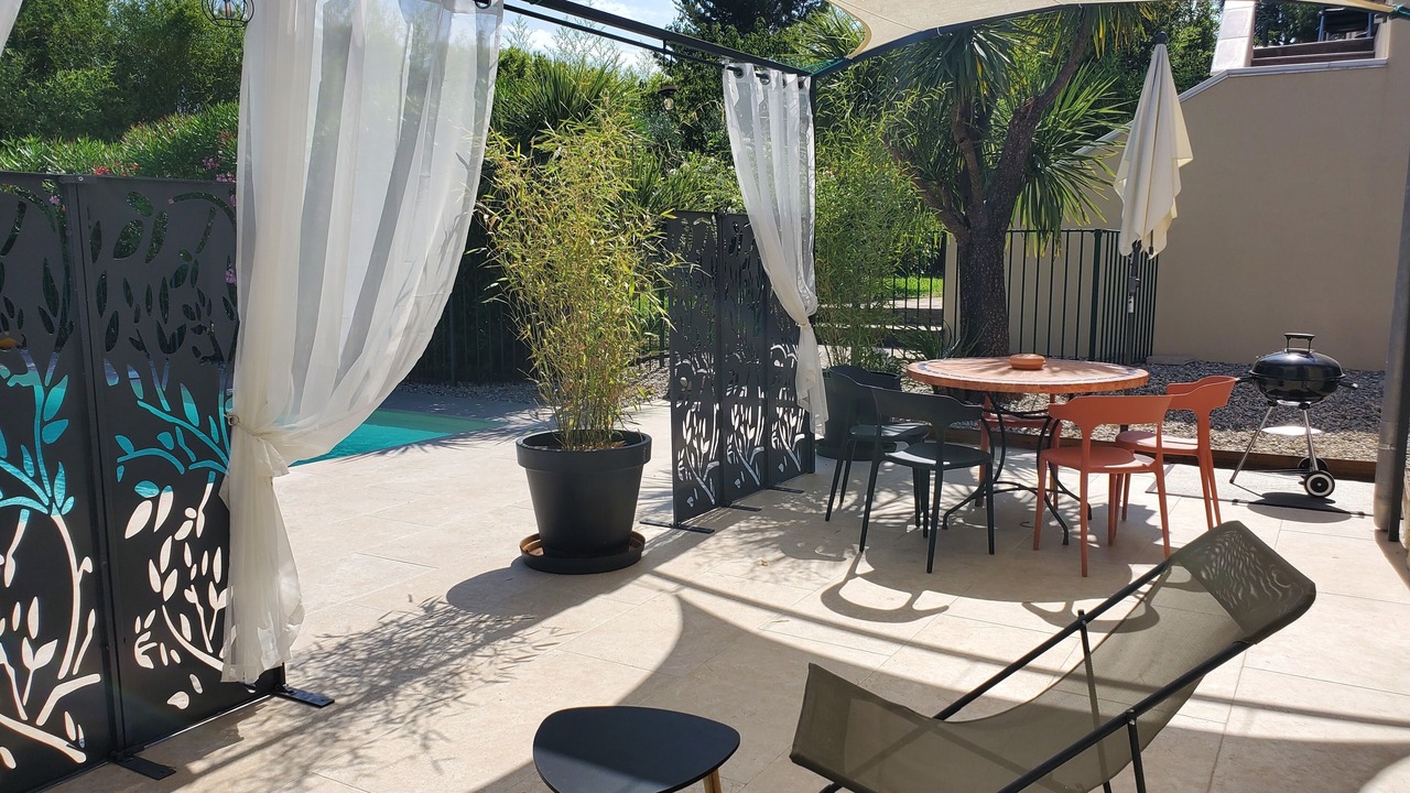 Photo of Outdoor in Ales