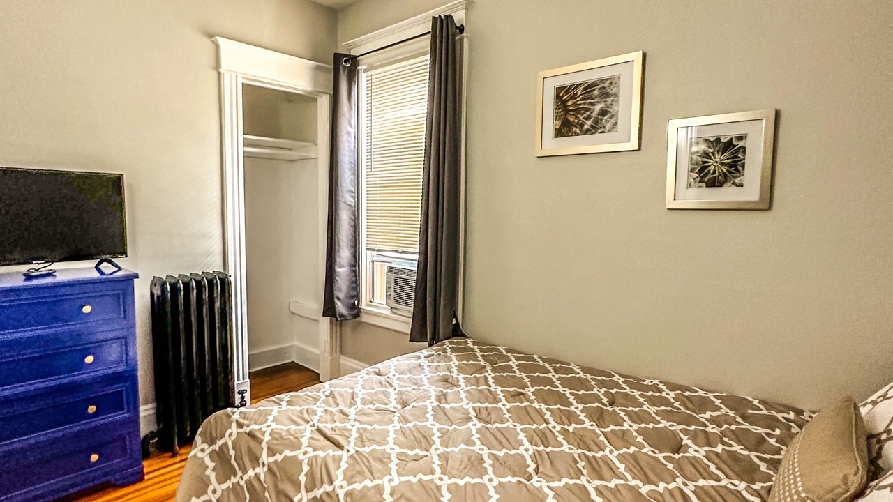 Photo of Bedroom in Albany