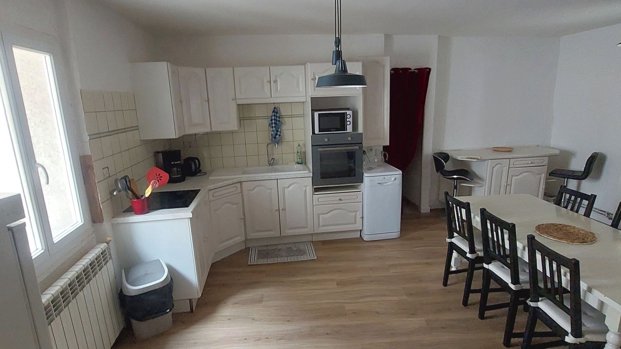 Photo of Kitchen in Puimisson