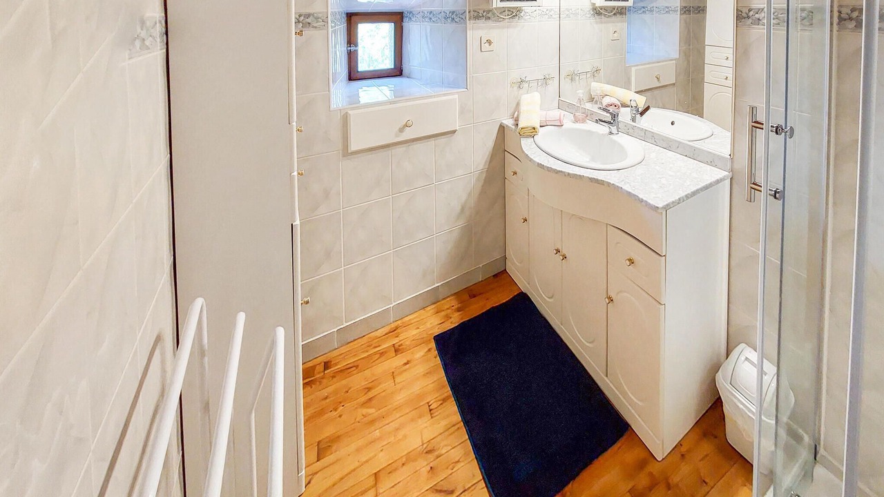 Photo of Bathroom in Essertines-en-Chatelneuf