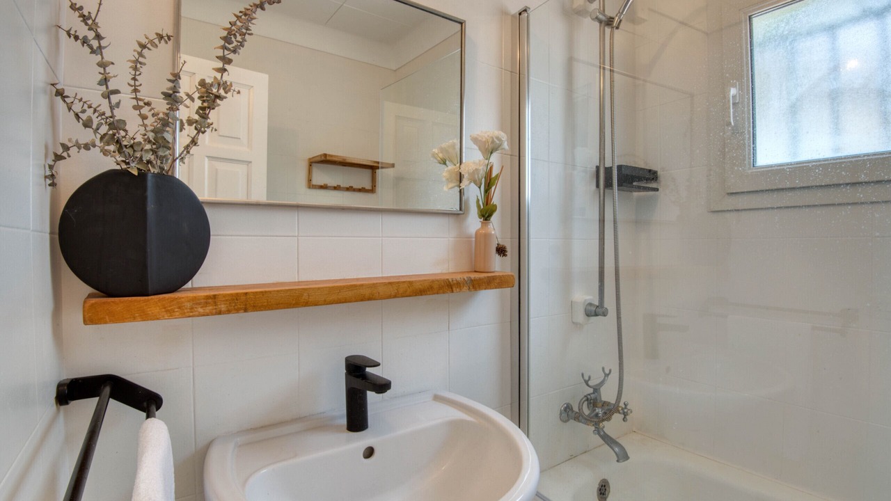 Photo of Bathroom in Pals