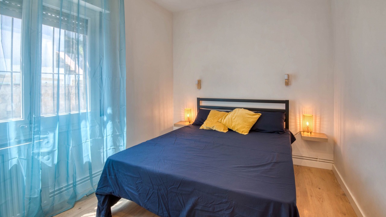 Photo of Bedroom in Pals
