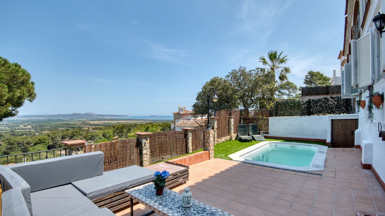 Photo of Patio Balcony in Pals