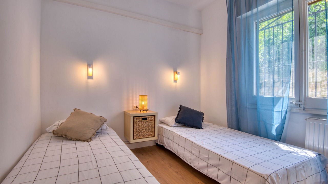 Photo of Bedroom in Pals
