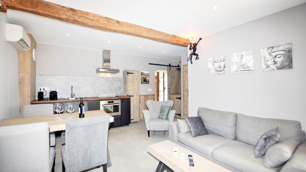 Photo of Bedroom in Montauriol