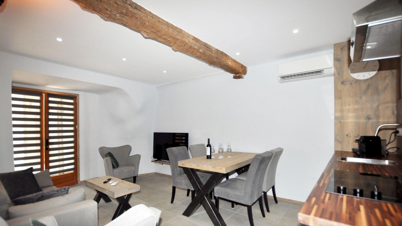 Photo of Bedroom in Montauriol